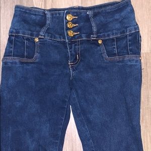 Women’s jeans